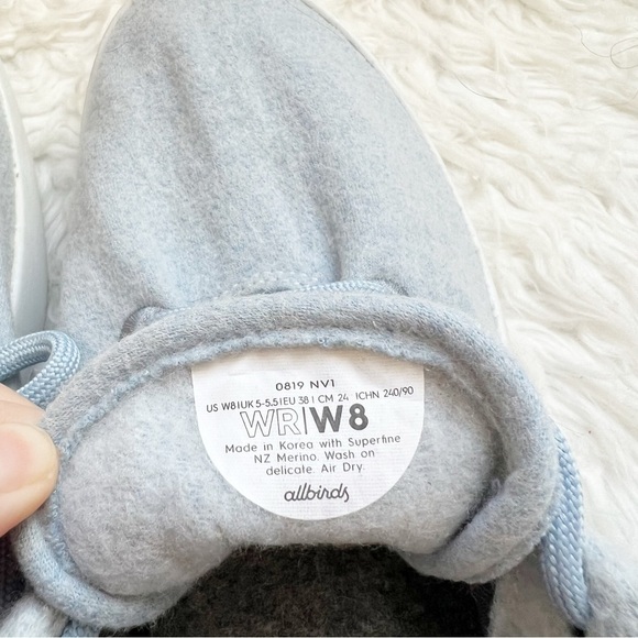 ALLBIRDS women’s wool runner shoes size 8 baby blue MSRP $98 - Picture 7 of 9